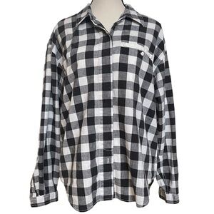 Liz Wear Black and White Checkered Button Down Shirt w/ Hidden Placket